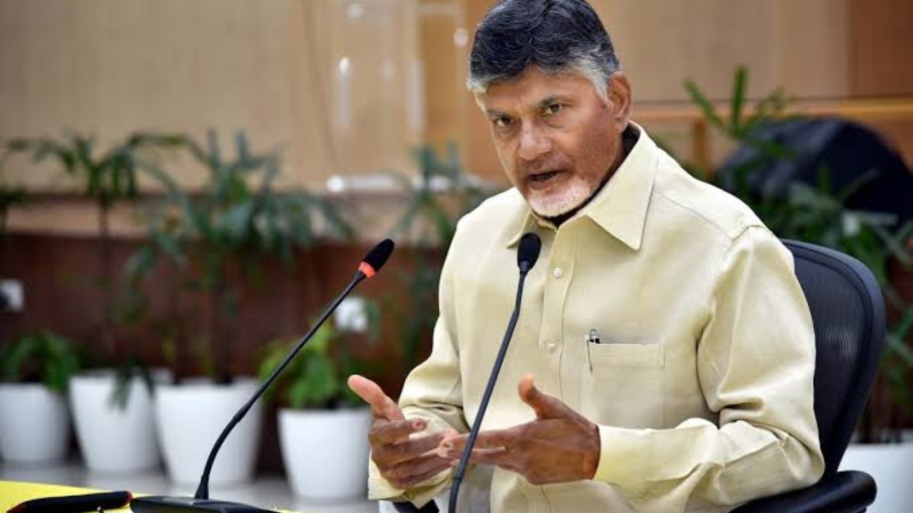 Chandrababu Naidu: ఏపీ మహిళలకు గుడ్ న్యూస్ చెప్పిన సీఎం చంద్రబాబు! కేబినెట్ భేటీ అనంతరం..!