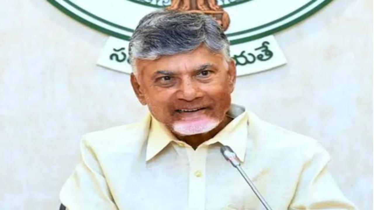 Chandrababu Naidu: అందుకే రాఖీ పౌర్ణమి మనందరికీ ప్రత్యేకం ..! అక్కాచెల్లెళ్లకు శుభాకాంక్షలు తెలిపిన చంద్రబాబు!