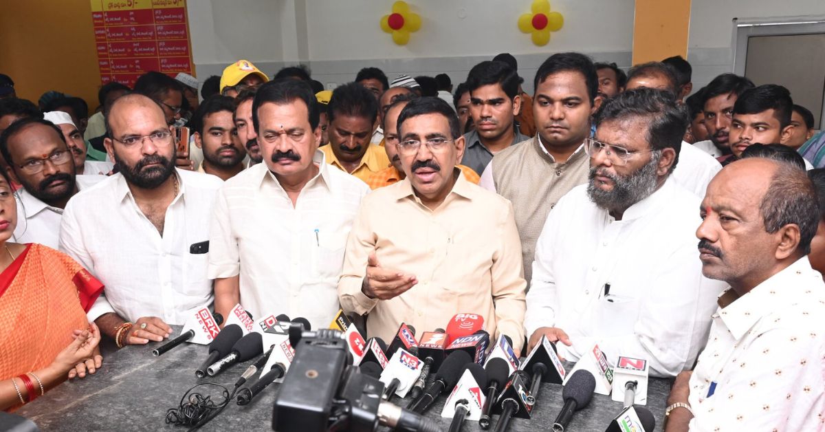 AP Government: ఆ జిల్లాలో రూపుదిద్దుకుంటున్న విద్యా విప్లవం! 15 పాఠశాలల ముఖచిత్రం మారబోతోంది! నర్సరీ నుంచి 12వ తరగతి వరకు!