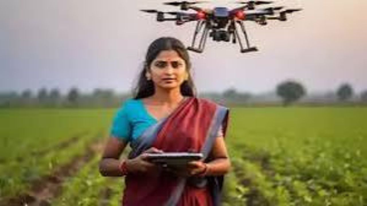 Drones: డ్వాక్రా మహిళలకు గుడ్ న్యూస్..! డ్రోన్ల ద్వారా రసాయన పిచికారీ శిక్షణ..!