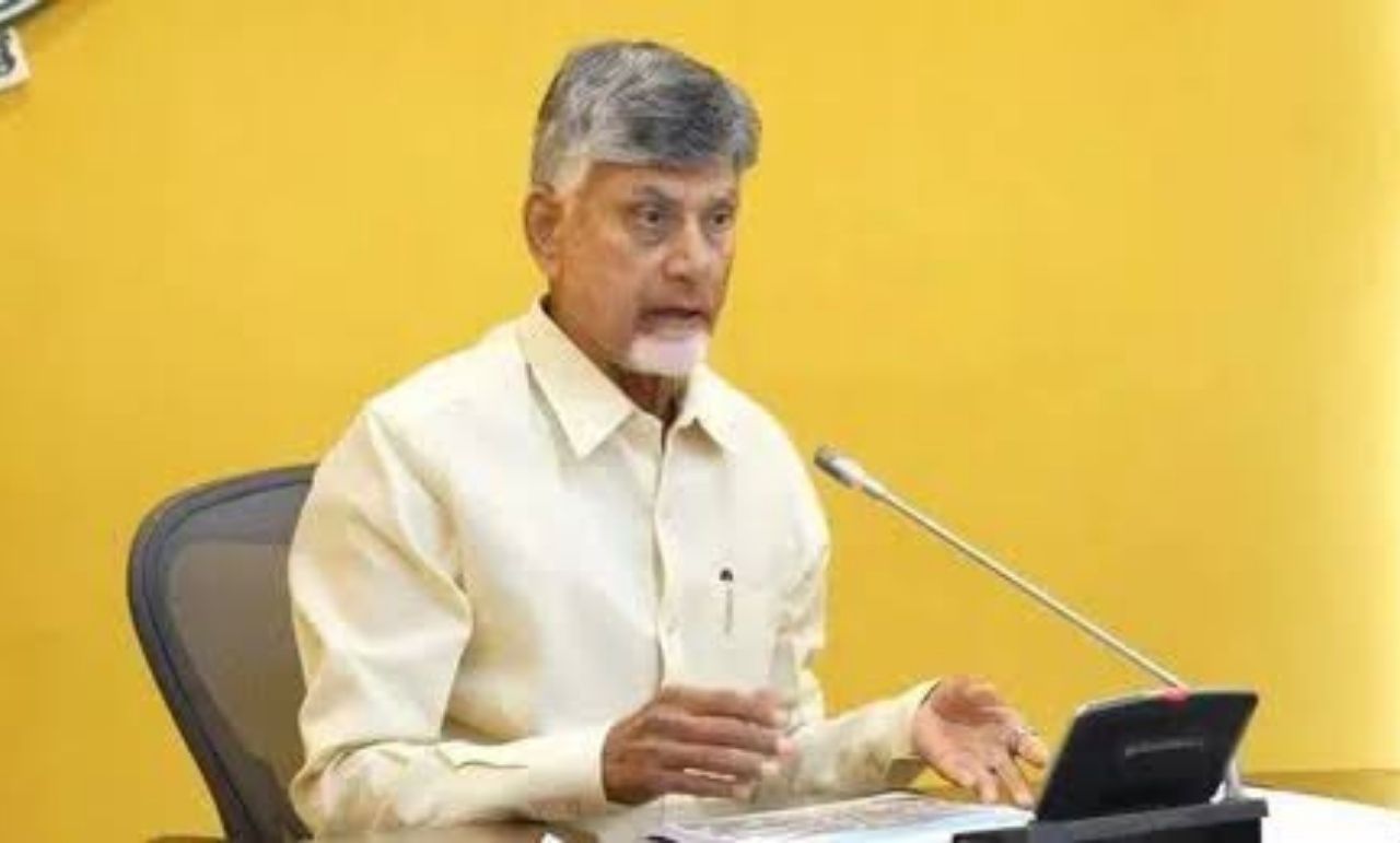 CM Chandrababu: బ్యాంకుల ఛైర్మన్‌లతో సీఎం చంద్రబాబు భేటీ..! పోర్టులు నుంచి క్వాంటం వ్యాలీ వరకు… అభివృద్ధి దిశగా..!
