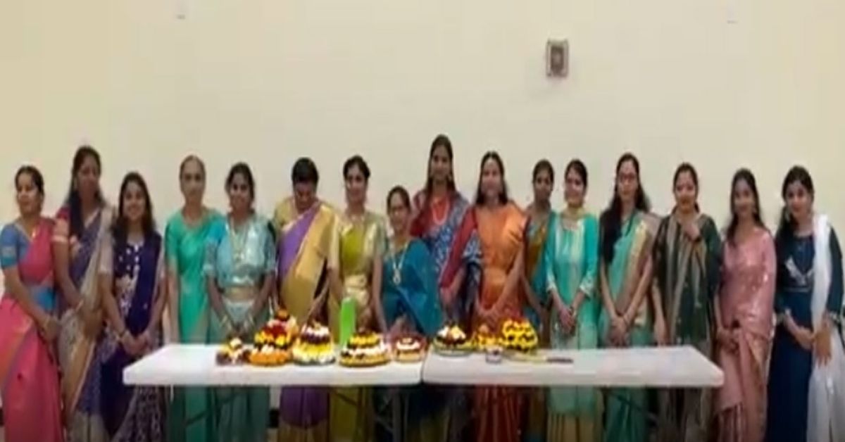 తుకమ్మ పాటలతో హోరెత్తిన అమెరికా.. నార్త్ కరోలినాలో అంబరాన్నంటిన బతుకమ్మ సంబరాలు!
