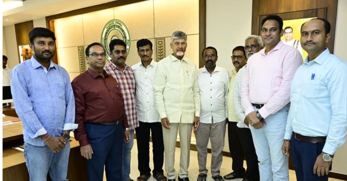 ప్రెస్ క్లబ్ ఆఫ్ అమరావతి వెబ్‌సైట్ ప్రారంభించిన సీఎం చంద్రబాబు!!