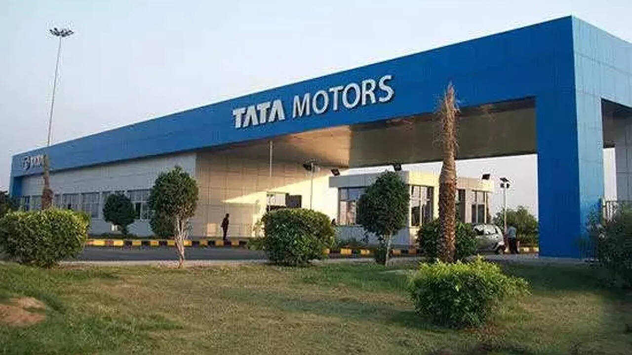 Tata Motors: కార్ల అమ్మకాల్లో టాటా మోటార్స్ సరికొత్త రికార్డ్..! వెనకబడ్డ హ్యుందాయ్, కియా..!