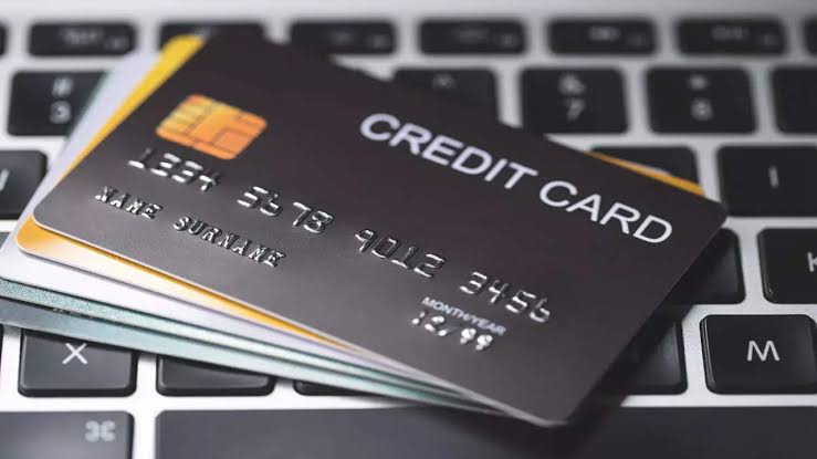 Credit Card: క్రెడిట్ కార్డు యూజర్లకు గుడ్ న్యూస్..! ఇలా చేస్తే లిమిట్ ఆటోమేటిక్‌గా పెరుగుతుంది..!