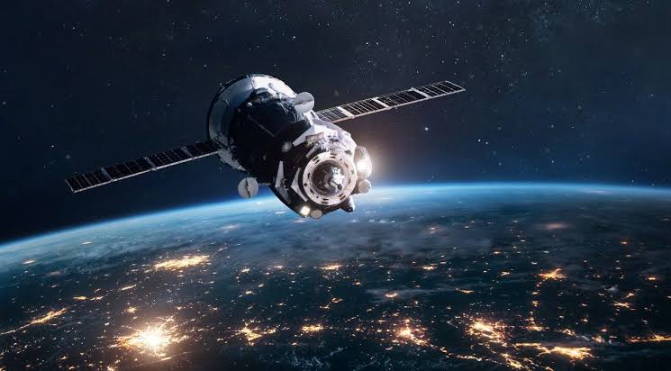 Satellites: భవిష్యత్తులో ఉపగ్రహాలకు స్థలం లేవు..! స్టార్ లింక్ శాటిలైట్‌ల పెరుగుదలపై అంతరిక్ష నిపుణుల హెచ్చరిక!