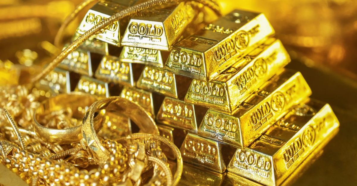 Gold prices: వామ్మో ఒక్కరోజులోనే రెండుసార్లు పెరిగిన బంగారం ధరలు.. ఎంత అంటే!