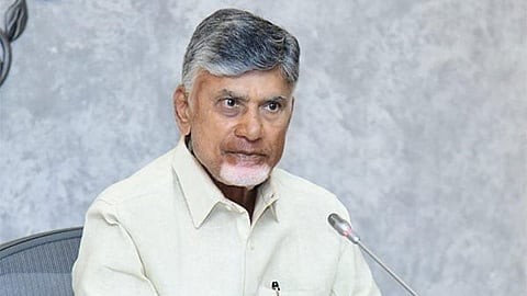 CM Chandrababu: ఏపీ ప్రభుత్వ ఉద్యోగులకు గుడ్ న్యూస్.! ఆ టైం తర్వాత ఆఫీసుల్లో ఉండొద్దు..! ఆ రోజుల్లో విశ్రాంతి..!