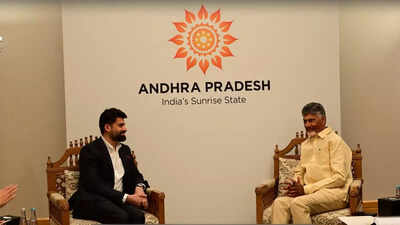 సీఎం చంద్రబాబు యూఏఈ పర్యటనలో బిగ్ అచీవ్‌మెంట్! అమరావతికి రూ.100 కోట్లు విరాళం!