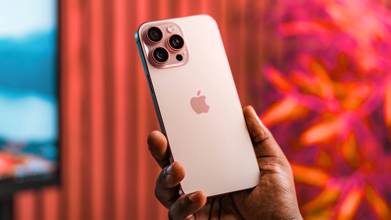 Iphone 16: ఐఫోన్ కొనాలనుకుంటున్నారా.. ఇప్పుడే బెస్ట్ టైమ్! అమెజాన్ లో ఇంకా కొనసాగుతున్న కొనసాగుతున్న పండుగ ఆఫర్లు!