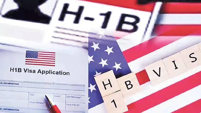 EB-1A Visa: హెచ్-1బీ కష్టాలు..! EB-1A దరఖాస్తుల్లో భారతీయులు టాప్‌లో..!
