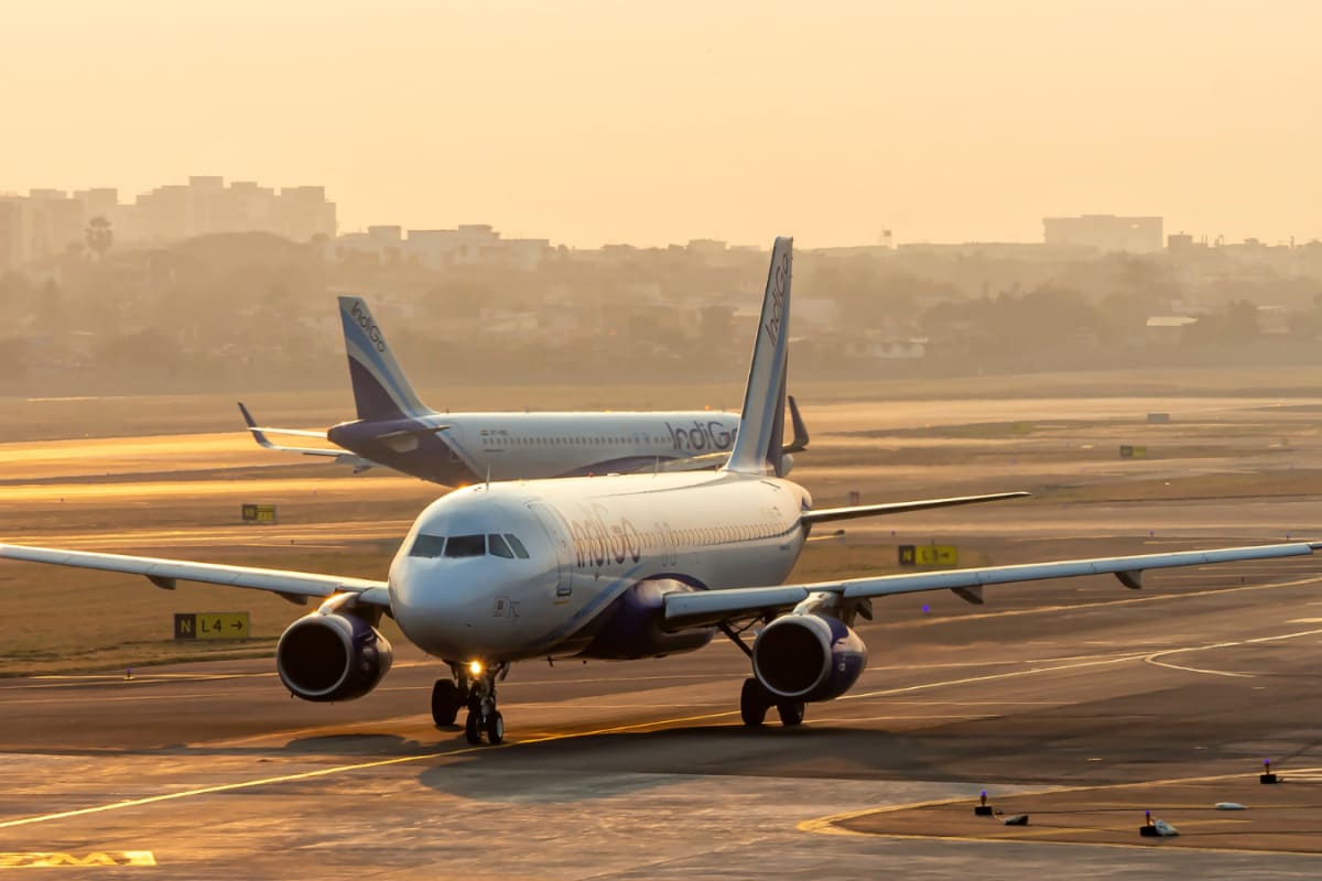 Indigo Collapse: పైలట్లు లేరు… విమానాలు నిలిచిపోయాయి! ప్రయాణికులకు పెద్ద షాక్!
