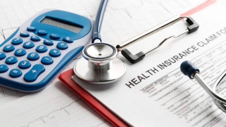 AP Govt: పేద–ధనిక తేడా లేకుండా ఉచిత వైద్యం…! యూనివర్సల్ హెల్త్ పాలసీలో భారీ సంస్కరణలు!