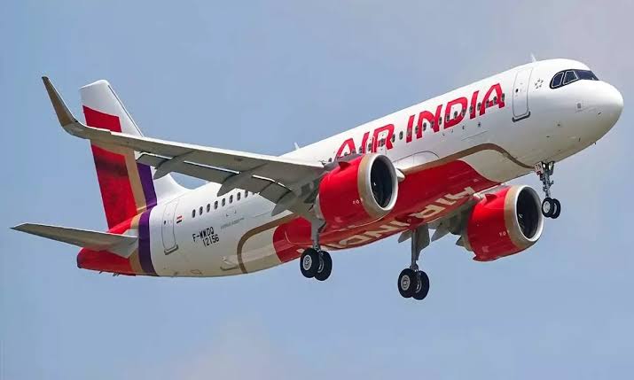Air India: భద్రతా నిబంధనలు గాలికొదిలిన పైలట్లు…! DGCA షోకాజ్ నోటీసులు!