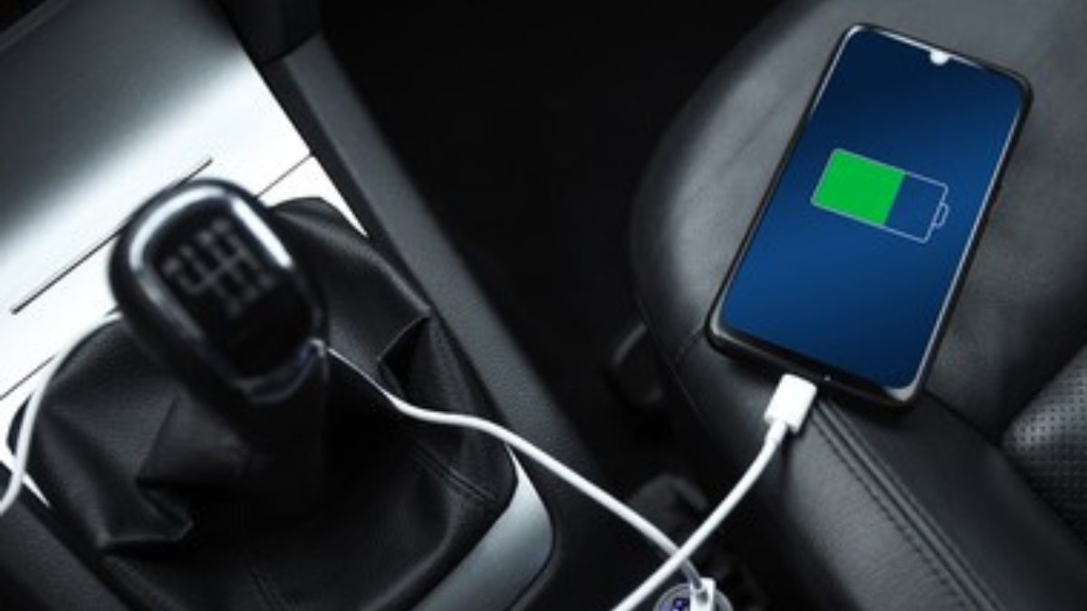 Tech News: కారులో ఫోన్ ఛార్జ్ చేస్తున్నారా? ఇంక అంతే… మీ ఫోన్ కి  పెద్ద ముప్పే..!!