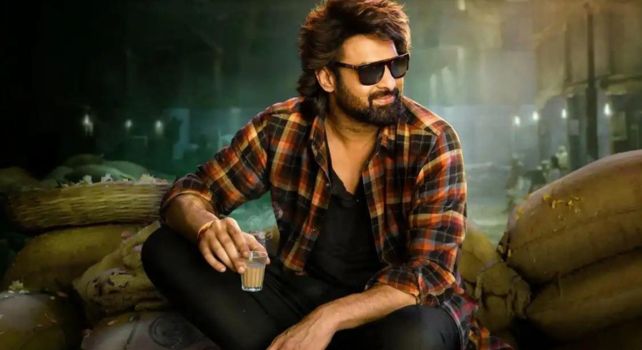 Rajasaab: బాక్సాఫీస్ హీట్..  టికెట్ రేట్ల వివాదం..  రాజాసాబ్ చుట్టూ చర్చ!