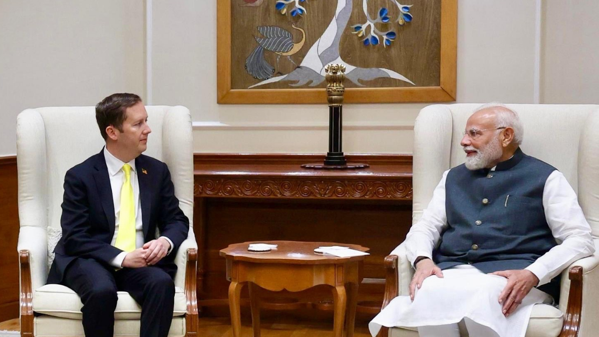 US India Relations: భారత్‌కు అమెరికా రాయబారి రాక.. రెండు దేశాల మధ్య అపార అవకాశాలు... సెర్జియో గోర్!!