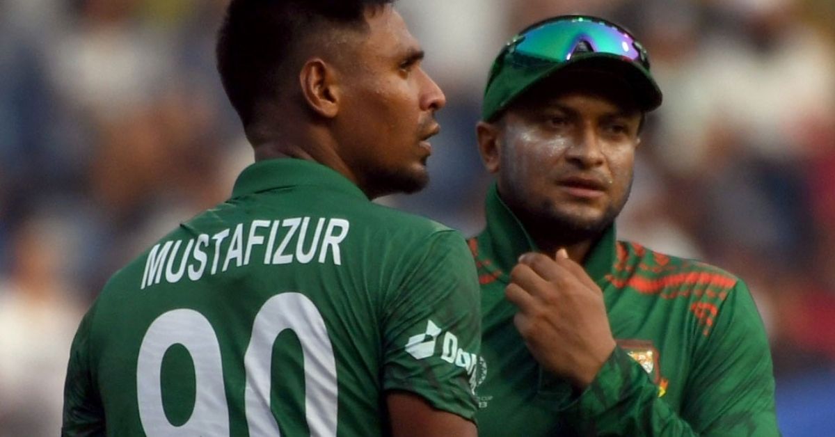 బంగ్లాదేశ్ ప్రీమియర్ లీగ్‌కు పొంచి ఉన్న ముప్పు.. బోర్డు డైరెక్టర్ వ్యాఖ్యలపై ఆటగాళ్ల తిరుగుబాటు!