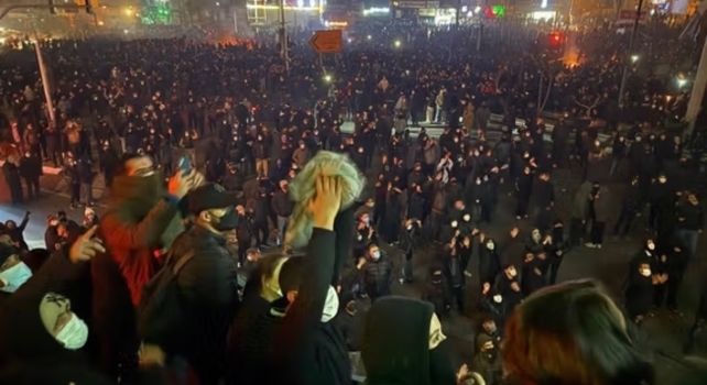 Bloodshed in Iran: ఇరాన్‌లో రక్తపాతం..  నిరసనల్లో 12 వేల మందికిపైగా మృతి!