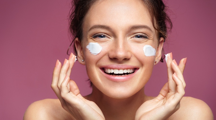 Skin Care: జిడ్డు చర్మం నుండి సెన్సిటివ్ స్కిన్ వరకు.. ఏ సన్‌స్క్రీన్ వాడాలో మీకు తెలుసా? 90% మంది చేసే తప్పు ఇదే!