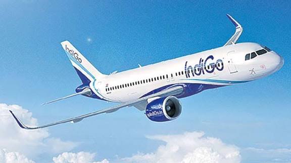 Indigo: దేశీయ విమానయానంలో కలకలం! 717 విమాన స్లాట్లు వదిలేసిన ఇండిగో..!  