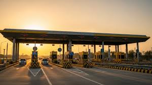 Toll Tax: హైవే ప్రయాణికులకు శుభవార్త..! టోల్ టాక్స్‌పై కేంద్రం బంపర్ రాయితీ!