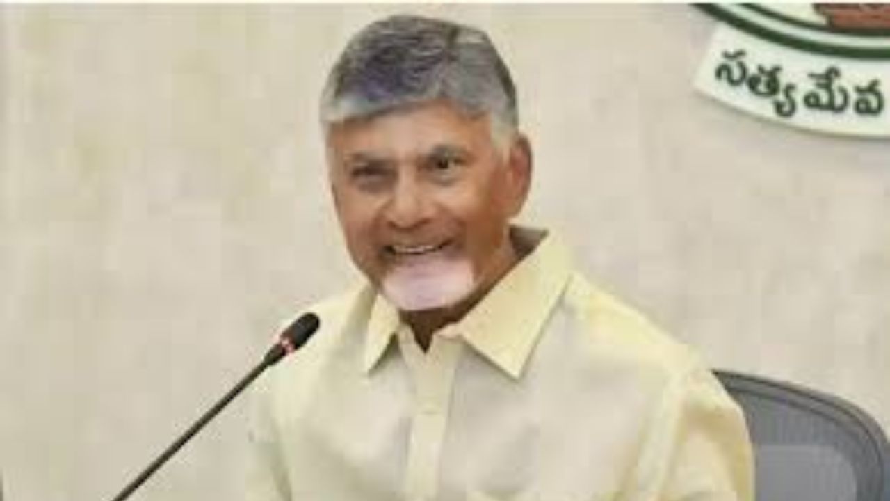 Chandrababu Naidu: ఎన్టీఆర్ భవన్‌లో టీడీపీ వర్క్‌షాప్ హైలైట్! కార్యకర్తలా కూర్చున్న సీఎం చంద్రబాబు..!