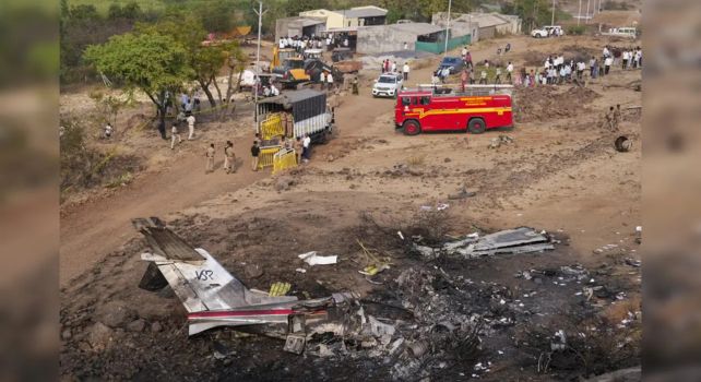 Plane crash: బారామతి ఫ్లైట్ క్రాష్.. పైలట్ల చివరి మాటలు..  Oh Shit!