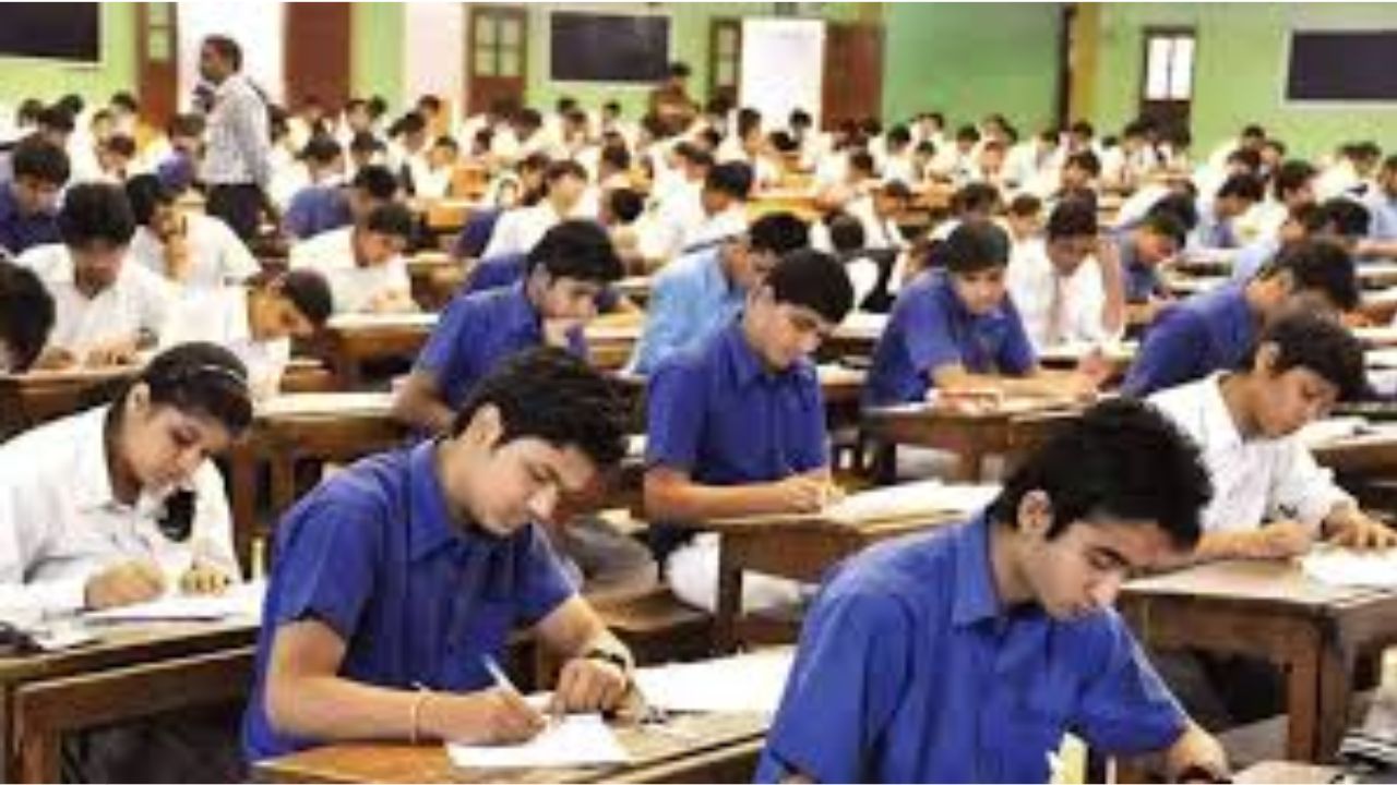 AP SSC Exams: SSC పరీక్షల తర్వాత వెంటనే పేపర్ వాల్యుయేషన్..! పూర్తి వివరాలు ఇవే...!