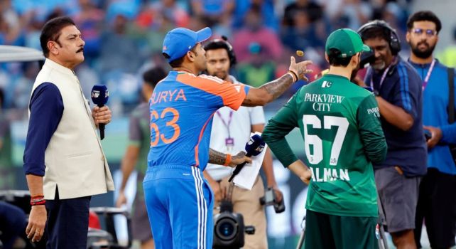 Pakistani girl fires: ప్లేయర్లపై పాకిస్థాన్ అమ్మాయి ఫైర్.. పార్టీలు చేసి మ్యాచ్ ఆడారా!