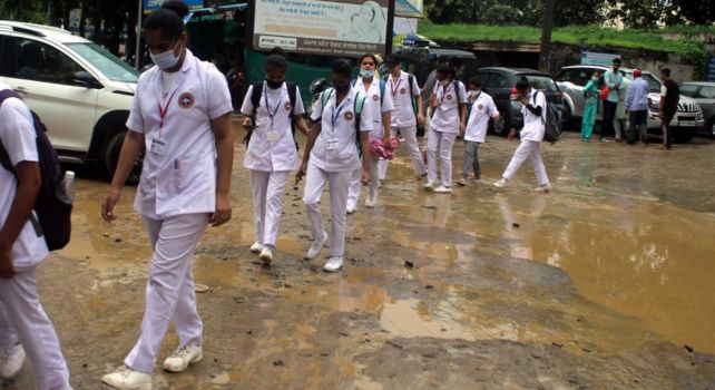 Medical seats: నేషనల్ మెడికల్ కమిషన్ కీలక నిర్ణయం.. రెండు రాష్ట్రాలకు అదనపు సీట్లు!