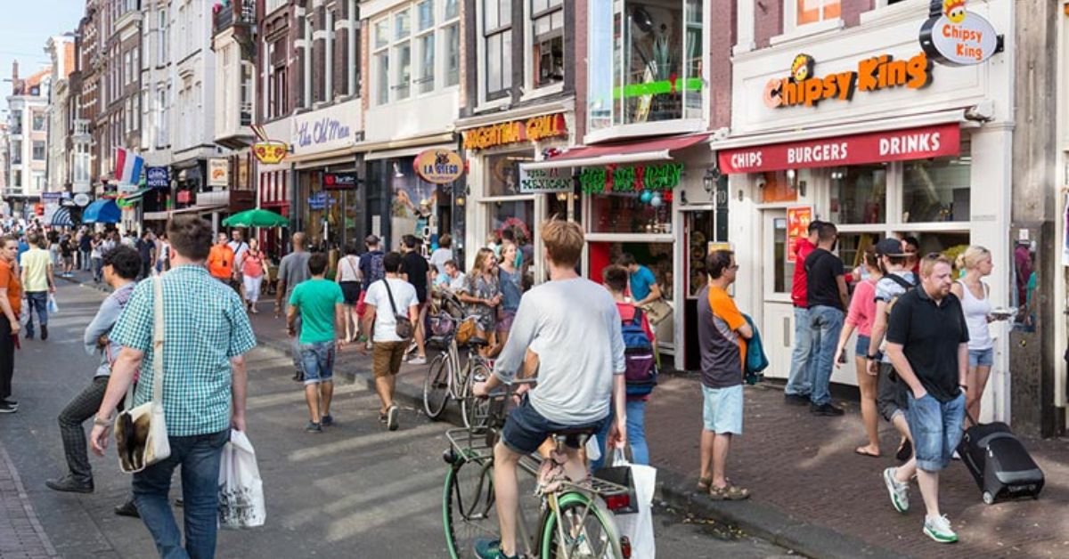 Netherland: సిక్ లీవ్‌పై ప్రపంచ దృష్టి.. నెదర్లాండ్స్ నిర్ణయం హాట్ టాపిక్!