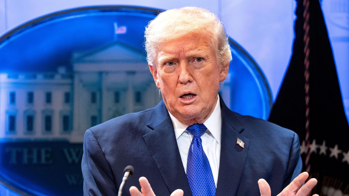 Donald Trump: డోనాల్డ్ ట్రంప్ వ్యూహాలకు బ్రేక్... వలస చట్టాల ఉల్లంఘనపై కోర్టు సీరియస్!