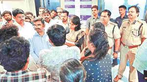 Health Crisis: రాజమండ్రిలో కల్తీ పాల విషాదం... 8 మంది పరిస్థితి విషమం!