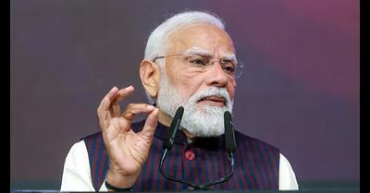 Modi: పశ్చిమాసియాలో యుద్ధ జ్వాలలు.. తీవ్ర ఆందోళన వ్యక్తం చేసిన ప్రధాని నరేంద్ర మోదీ..!