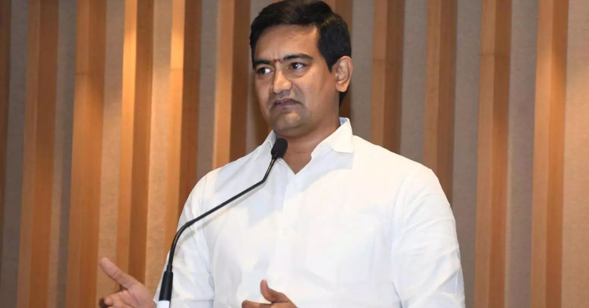 Kondapalli Srinivas: మీ క్షేమమే మాకు ప్రాధాన్యం, తెలుగు వారిని రక్షించేందుకు చర్యలు చేపడుతున్నాము.. మంత్రి కొండపల్లి శ్రీనివాస్! 