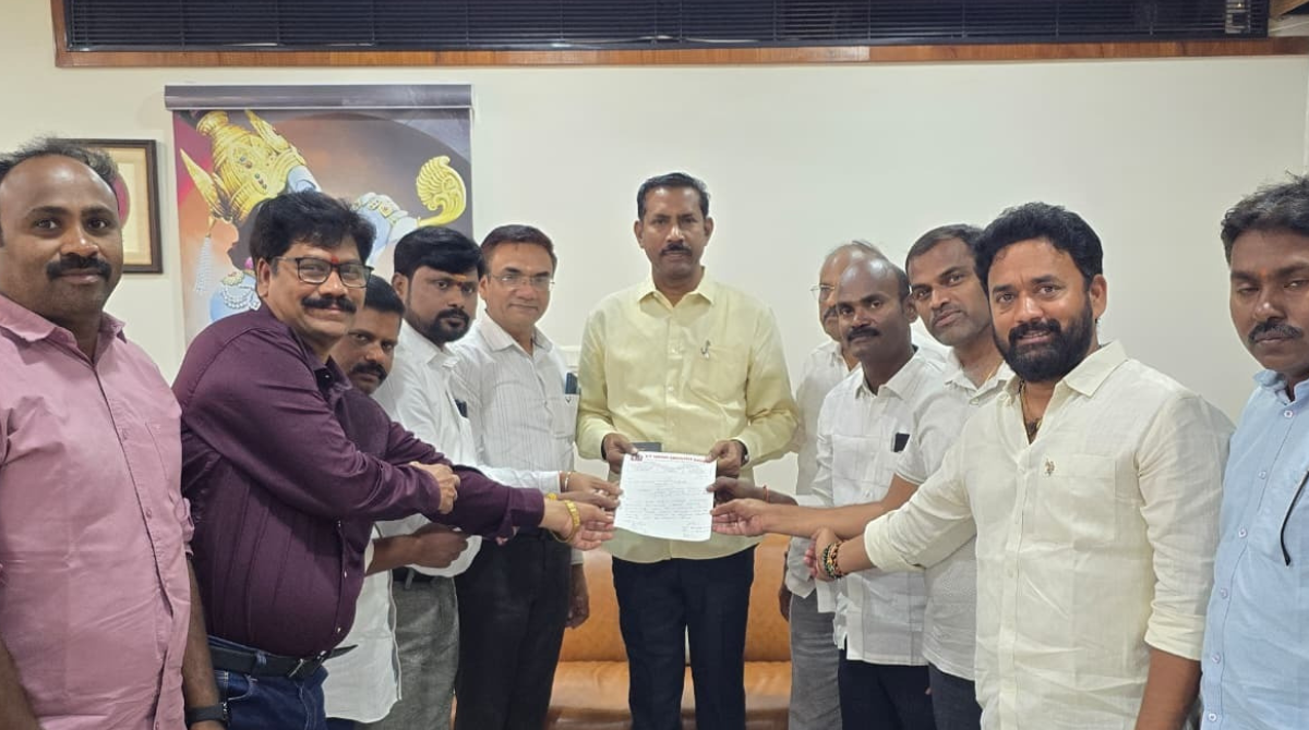 BC Welfare Andhra Pradesh: సామాజిక బాధ్యతతో పనిచేయాలి - టీడీపీ రాష్ట్ర అధ్యక్షుడు పల్లా శ్రీనివాసరావు పిలుపు ..!