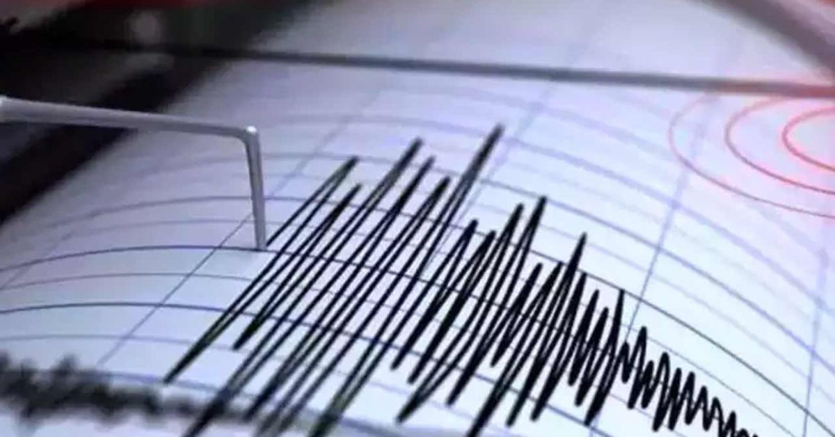 Indonesia Earthquake: ఇండోనేషియాలో భారీ భూకంపం.. భయంతో జనం పరుగులు - సునామీ ముప్పు ఉందా?