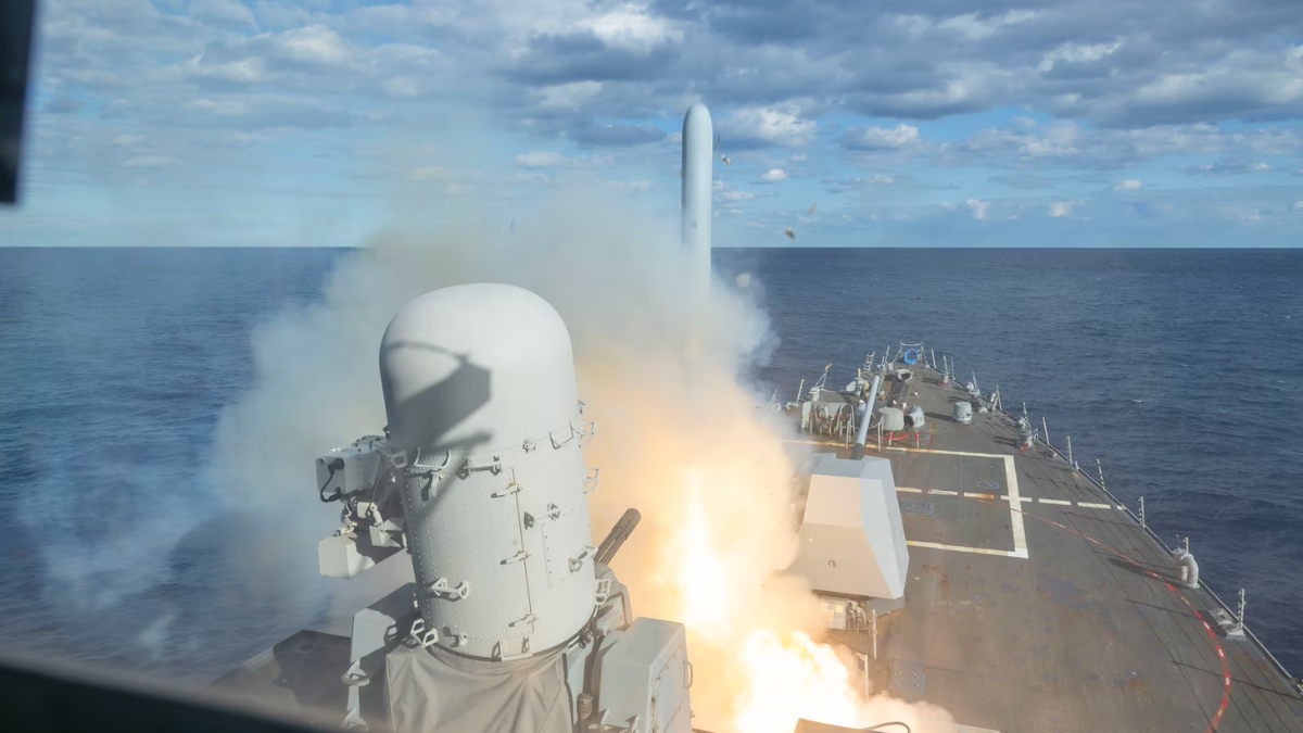 Operation EpicFury: ఆపరేషన్ ఎపిక్ ఫ్యూరీ! 72 గంటల్లో 1700 టార్గెట్లు ధ్వంసం... ఇరాన్‌ను వణికిస్తున్న అమెరికా!