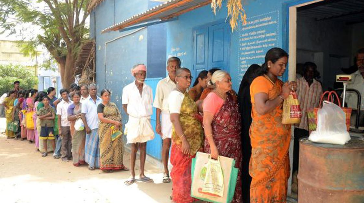 Ration Card News: వేసవి కానుక.. రేషన్ లబ్ధిదారులకు అదిరిపోయే తీపి కబురు చెప్పిన ప్రభుత్వం! 