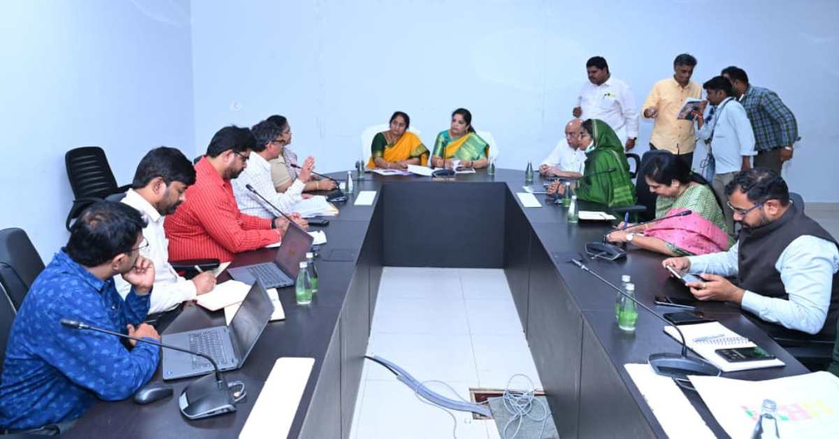 Minister Savita: 8న ఘనంగా మహిళా దినోత్సవ వేడుకలు.. నాలుగు ఎన్ఆర్ఎల్ఎం క్లస్టర్ల ప్రారంభం!