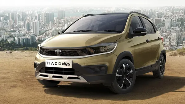 Tata Tiago: రూ.4.5 లక్షలకే సూపర్ కారు.. పెట్రోల్, CNG, EV ఆప్షన్స్.. మిడిల్ క్లాస్‌కు బెస్ట్ చాయిస్!