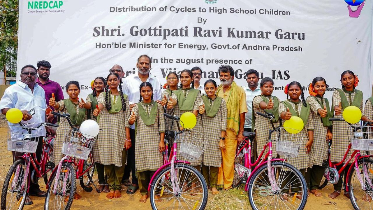Cycle Distribution: ప్రకాశం జిల్లాలో మంత్రి గొట్టిపాటి పర్యటన..! విద్యార్థులకు సైకిళ్ల పంపిణీ!