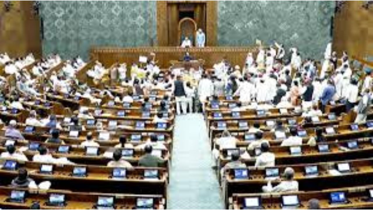 RajyaSabha: సభా నిబంధనలకే నా ప్రాధాన్యత... స్పష్టం చేసిన ఛైర్మన్ రాధాకృష్ణన్!