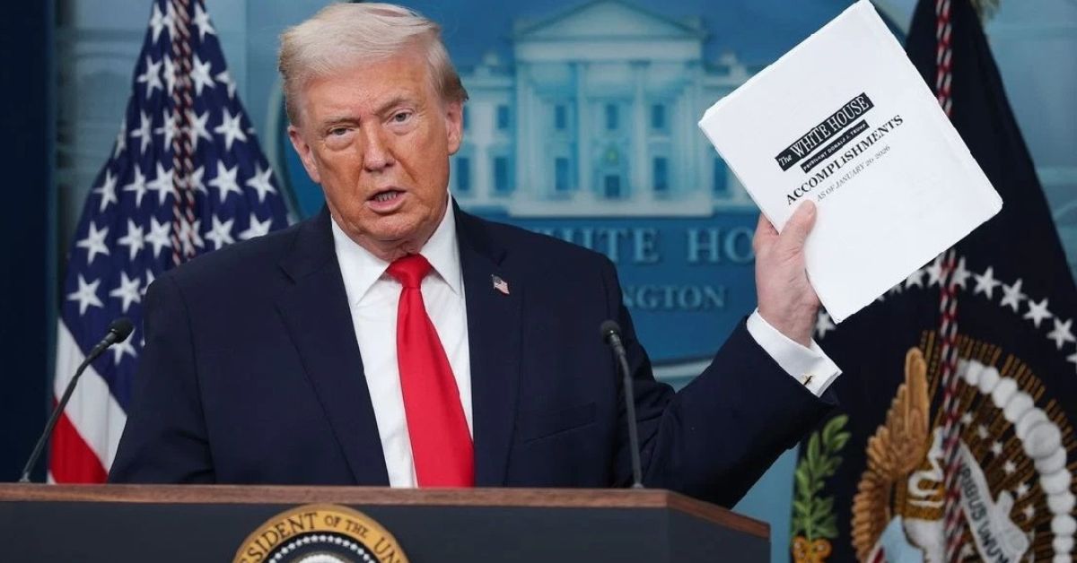 Donald Trump: అక్రమ వలసదారులకు ట్రంప్ బంపర్ ఆఫర్.. అమెరికా వీడండి.. నగదు పట్టుకెళ్లండి!