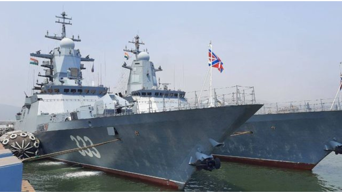 Vishakapatnam: విశాఖ తీరంలో రష్యా యుద్ధ నౌకలు... ఎందుకొచ్చాయో తెలుసా?