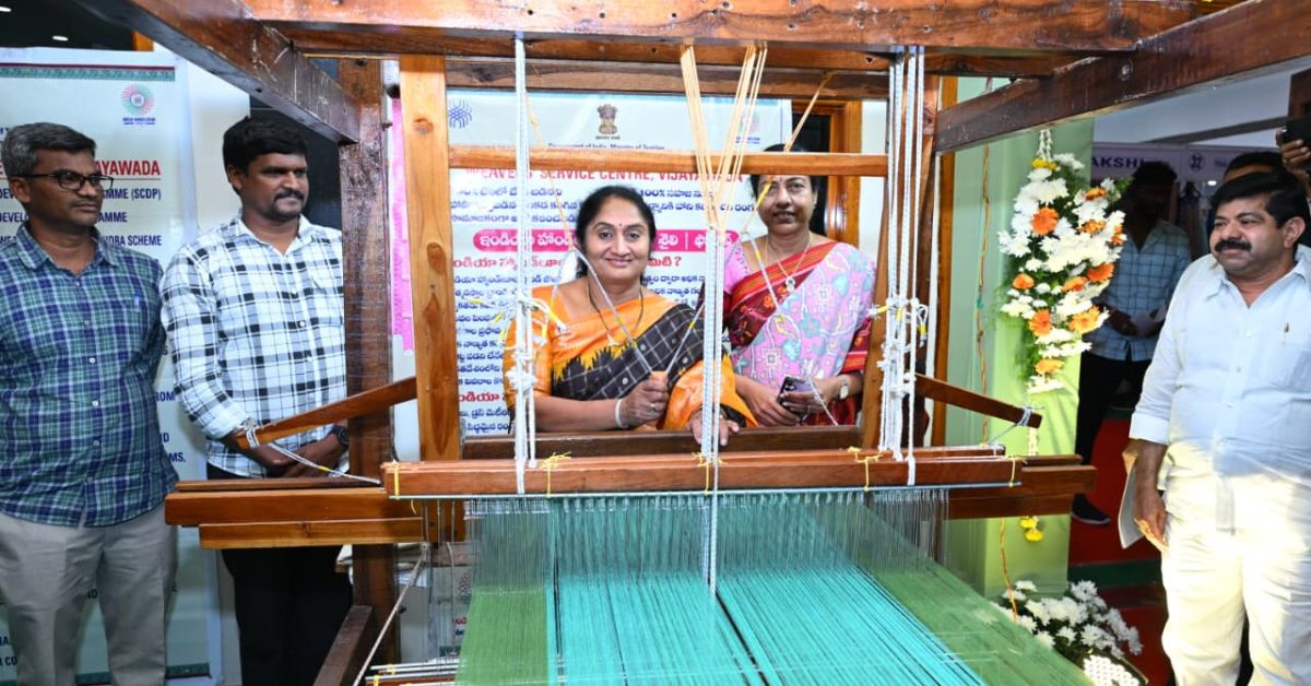 Minister Savita: చేనేత కళాకారులకు కూటమి ప్రభుత్వం అండ.. నాలుగు రోజుల్లో - ప్రతి పండుగకు చేనేత వస్త్రాలను.!