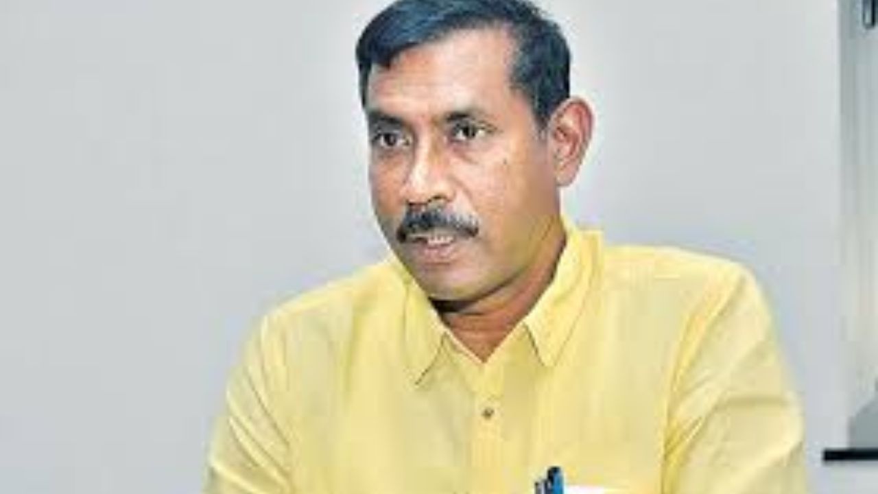 RCard Holders: కేంద్రమంత్రి కుమారస్వామితో పల్లా శ్రీనివాసరావు భేటీ! కీలక అంశాలపై చర్చ..!