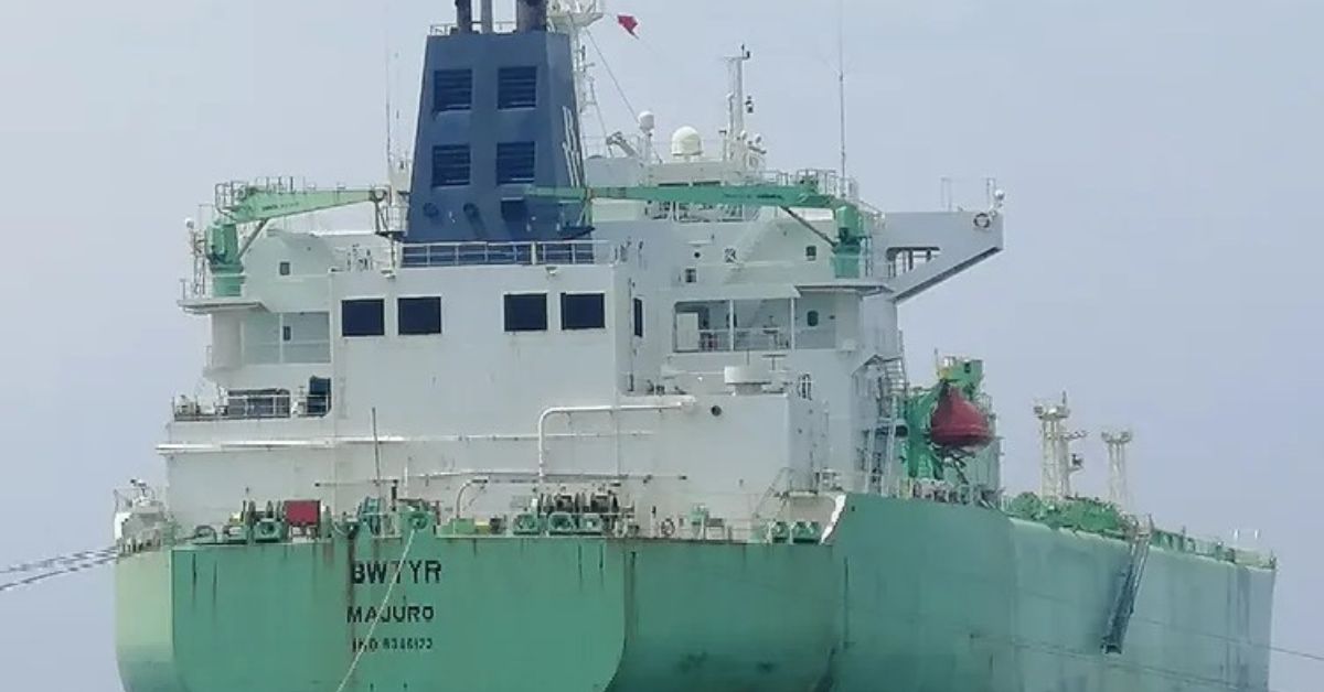 Indian Vessels: వంటగ్యాస్ కొరతకు చెక్.. గల్ఫ్ ప్రాంతాన్ని సురక్షితంగా దాటిన రెండు భారత నౌకలు!