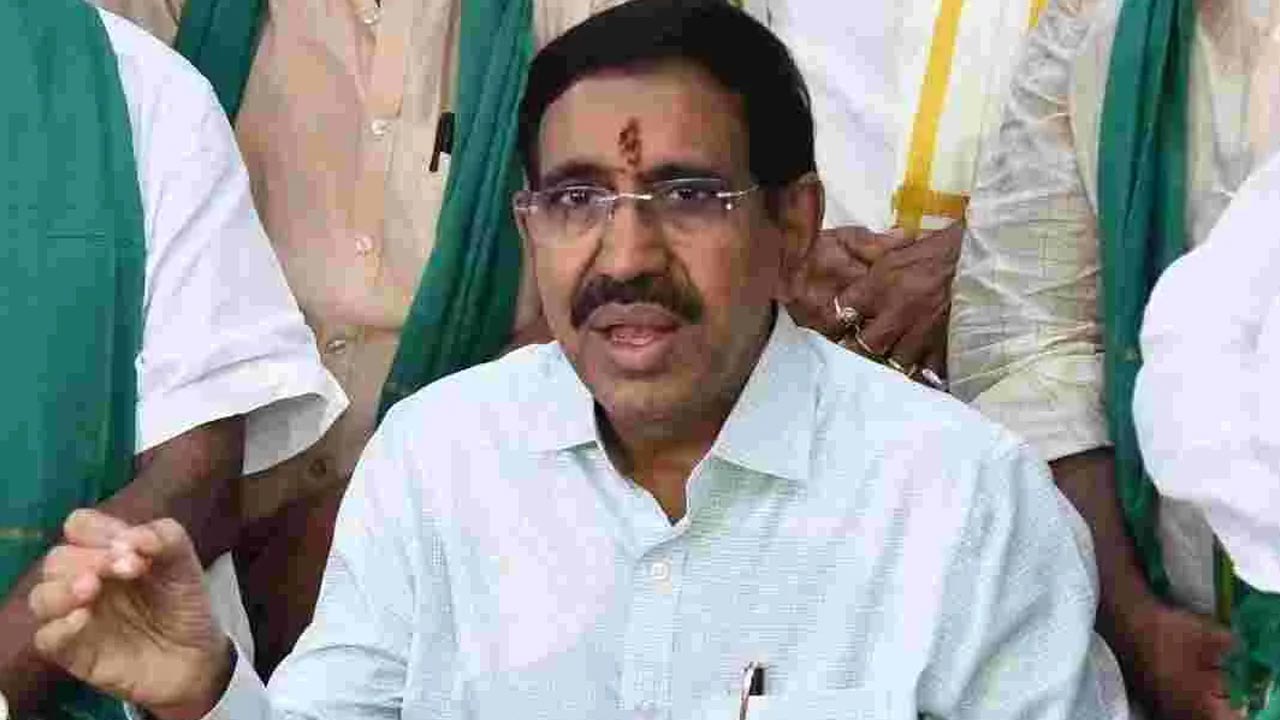Minister Narayana: వైసీపీ నేతలపై మండిపడ్డ మంత్రి నారాయణ! రివర్ బెడ్ కి, రివర్ బేసిన్ కి తేడా తెలియని నాయకులు...